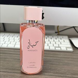 Lattafa Hayati Florence Perfume